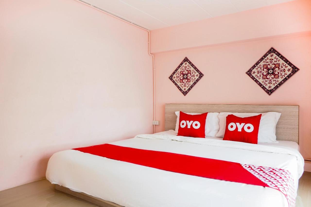 צ'יאנג מאי Oyo 983 The Private Hotel מראה חיצוני תמונה