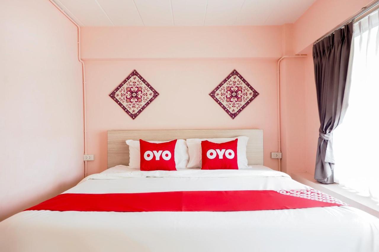 צ'יאנג מאי Oyo 983 The Private Hotel מראה חיצוני תמונה